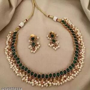 Green Kundan Necklace Set