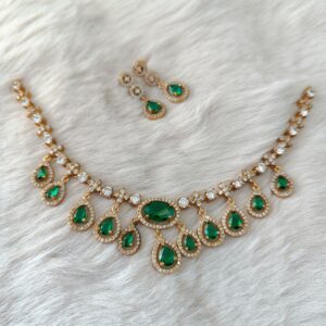 Green Stone Necklace Set